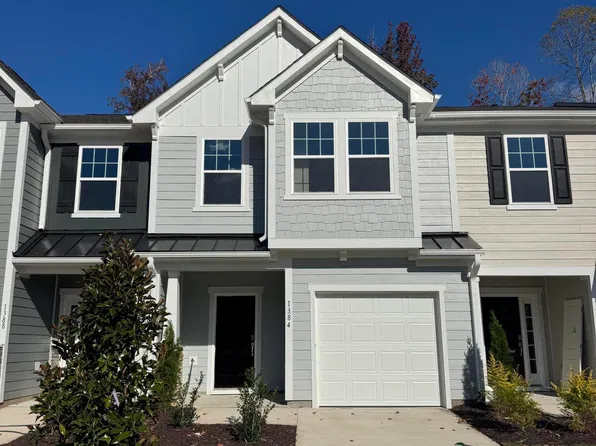 1384 Hammond Dr, Mebane, NC 27302