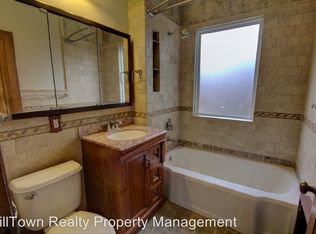 4125 24th Ave, Moline, IL 61265