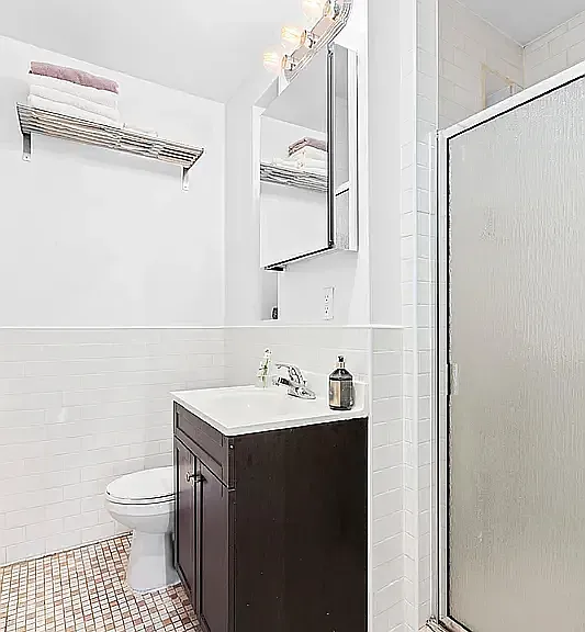 117 Henry St #16 — Photo 8