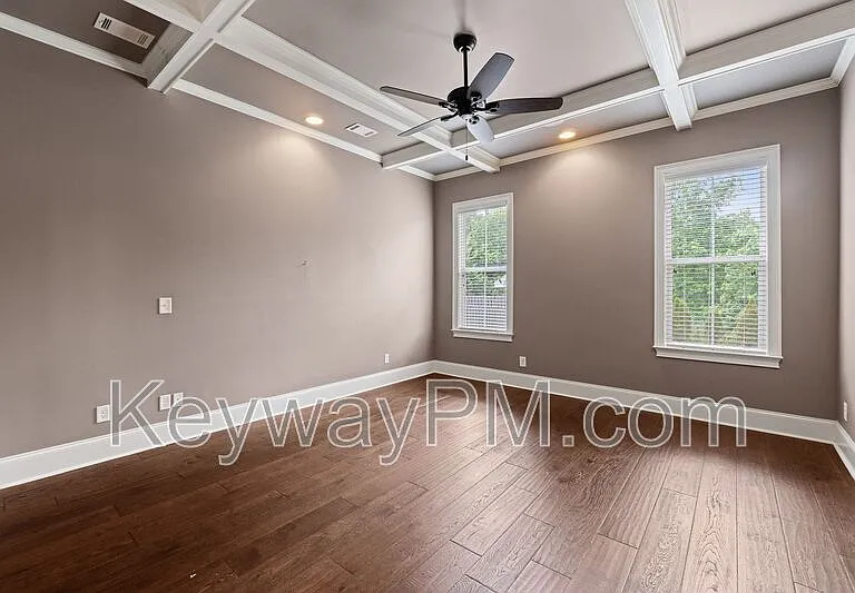 507 Windermere St — Photo 12