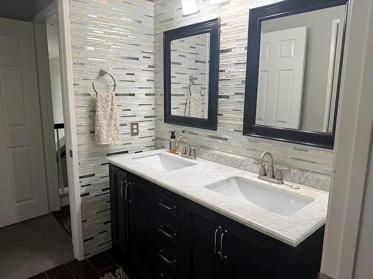 5901 Kendrick Dr — Photo 17