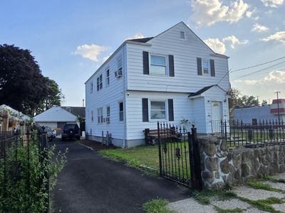 44 Locust Street, Bridgeport, CT, 06610