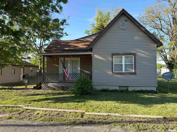 846 W Railroad St, Jacksonville, IL 62650