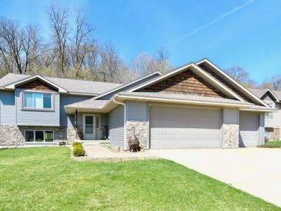 357 Glenmeadow St, River Falls, WI, 54022