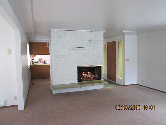 4th image of 18760 58th Ave NE