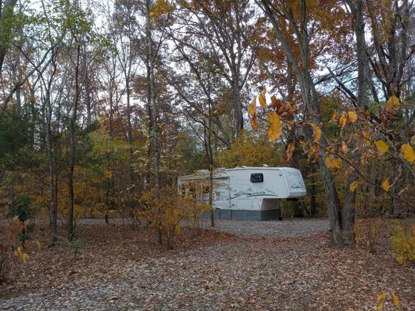 231 Hideaway Ln, Rock Island, TN 38581