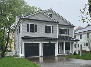 17 Hamilton Rd, Lexington, MA 02420