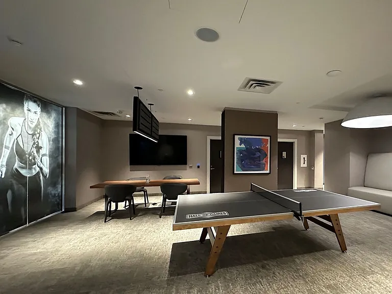 219 Dundas St E #2105 — Photo 14