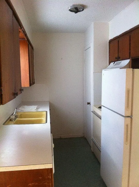 1203 Urbantke Ct — Photo 1