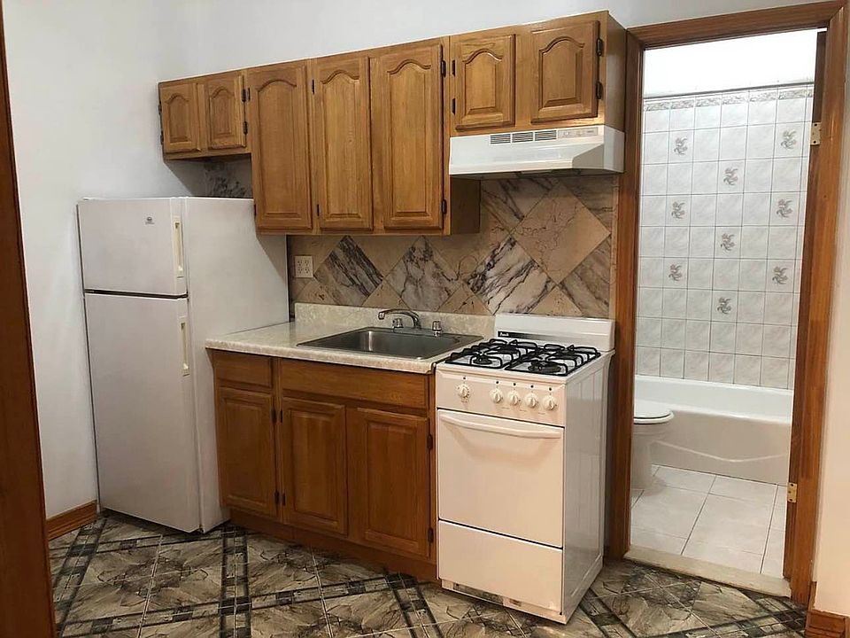 1st image of 681 Leonard St APT 2B