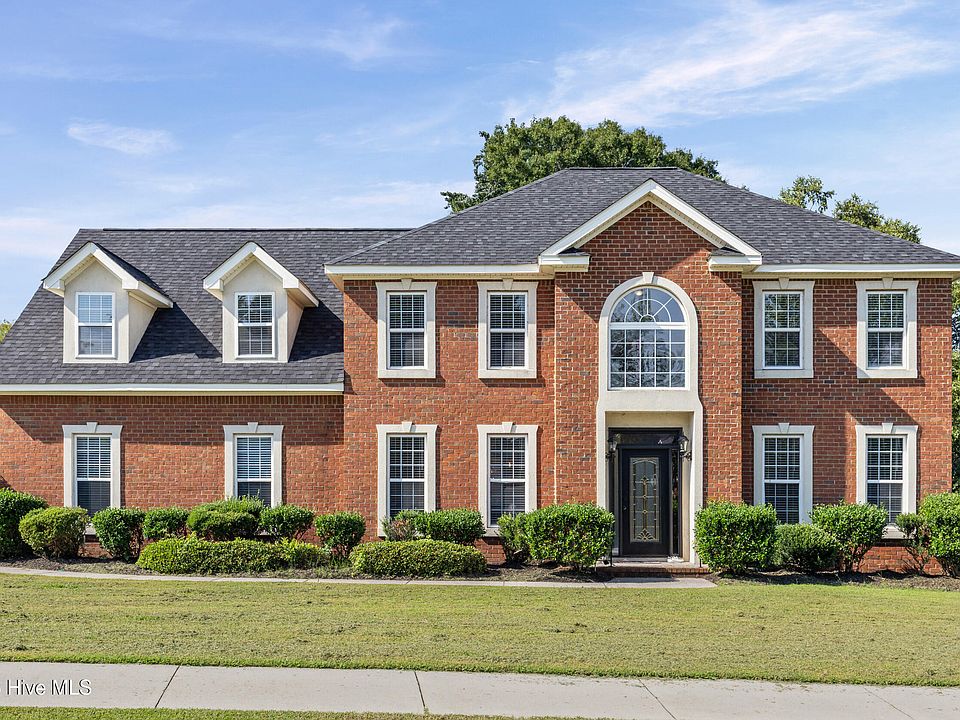 1st image of 201 Bainbridge Drive