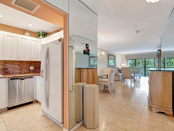 3rd image of 3605 S Ocean Blvd APT 333