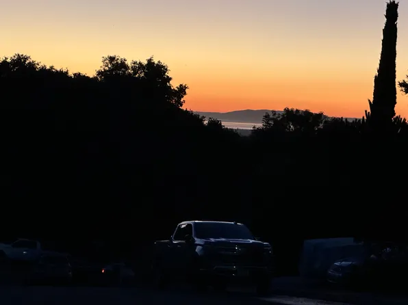 23460 Lakeridge Ave, Hayward, CA 94541