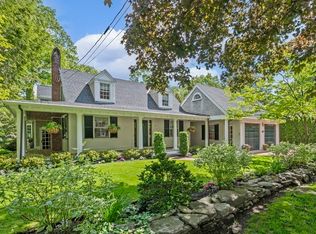 31 Arthur Ave, Marblehead, MA 01945
