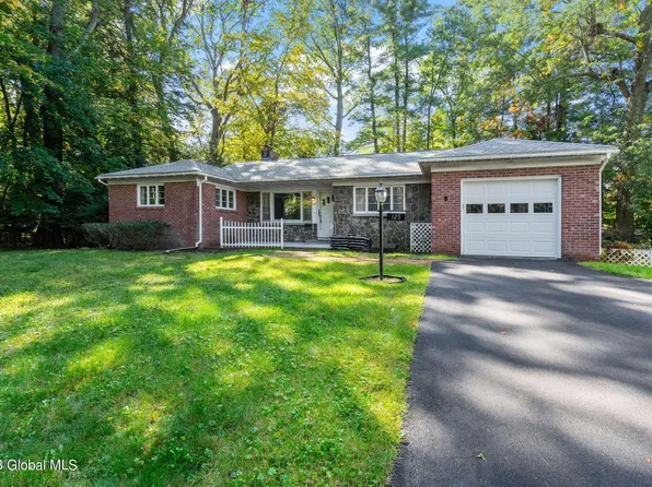 125 Winne Road, Delmar, NY 12054