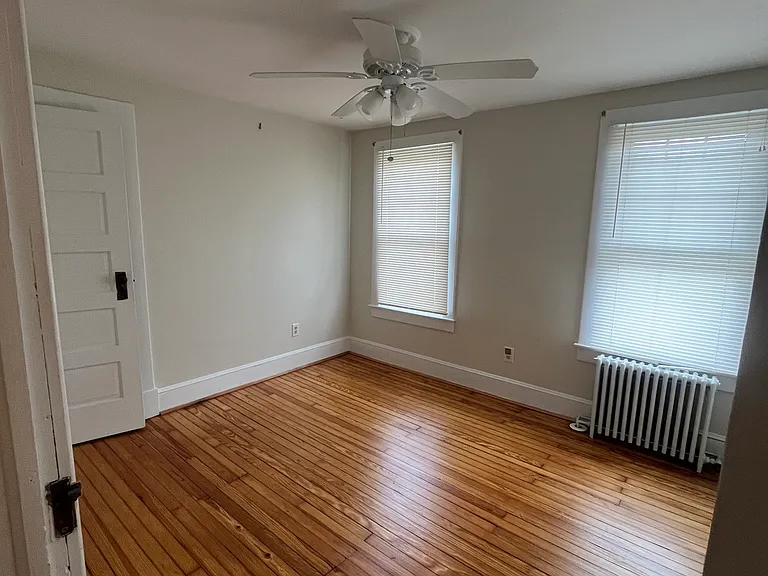 53 W Green St — Photo 10