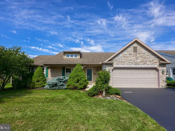 769 Heather Rdg, Manheim, PA 17545