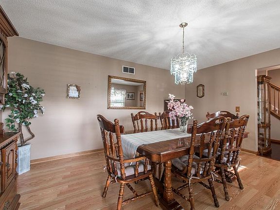 5th image of 6403 Tara Brooke Ct