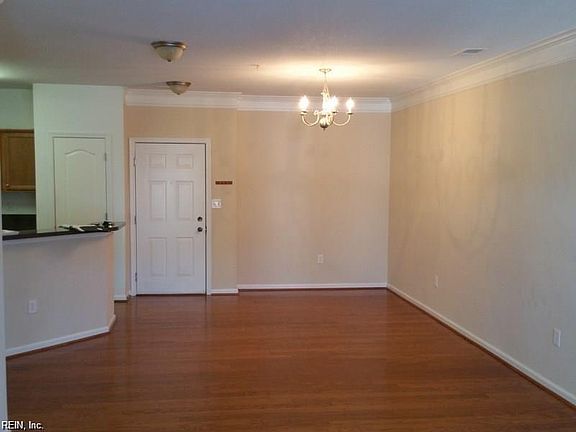 5th image of 708 Windy Way Unit 205