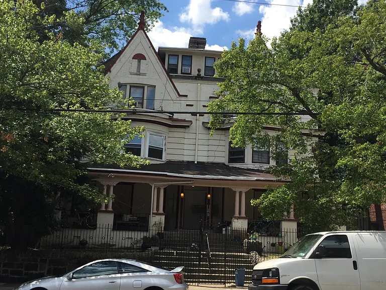 1108 S 47th St #A1 — Photo 1