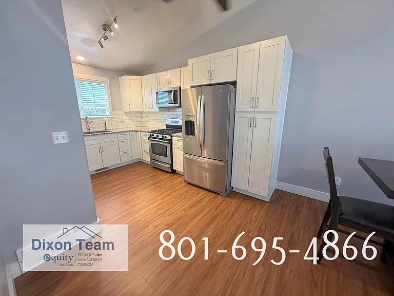 1318 E 3075 N — Photo 3
