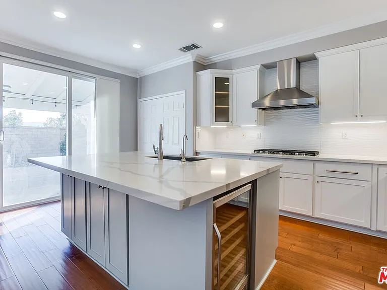 24040 Dandelion Ln — Photo 8