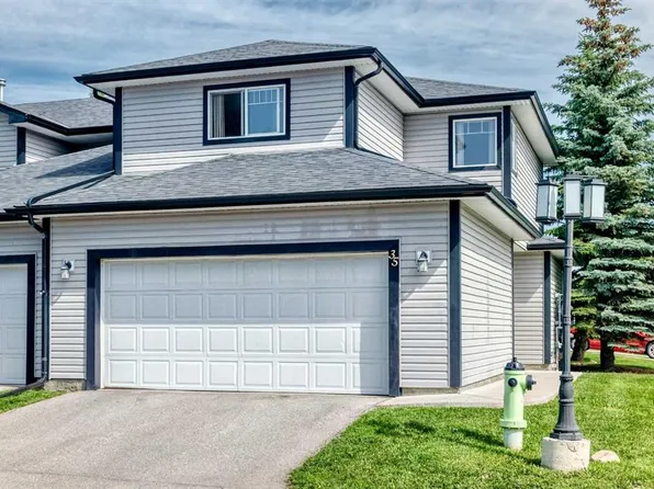 102 N Canoe Sq SW #35, Airdrie, AB T4B 2Z1
