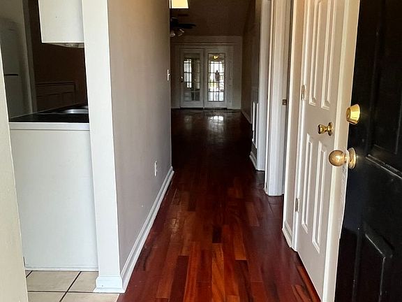 2nd image of 153 Waverly Point Dr