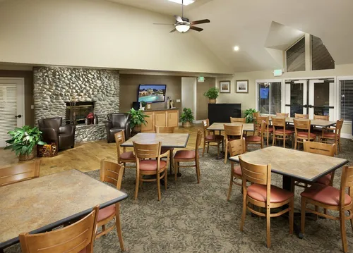 Vintage Oaks Senior Apartments | Affordable Senior Apartments 55+ Photo 1