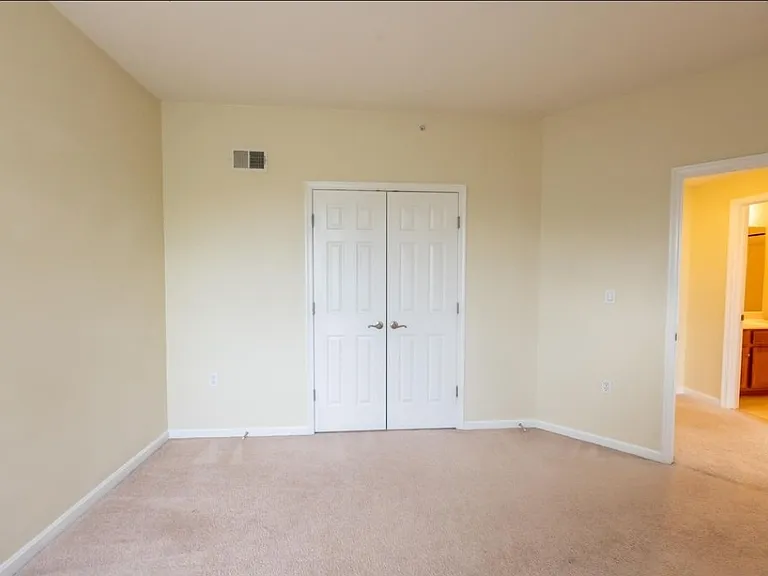 6783 Hampton Bay Ln — Photo 14
