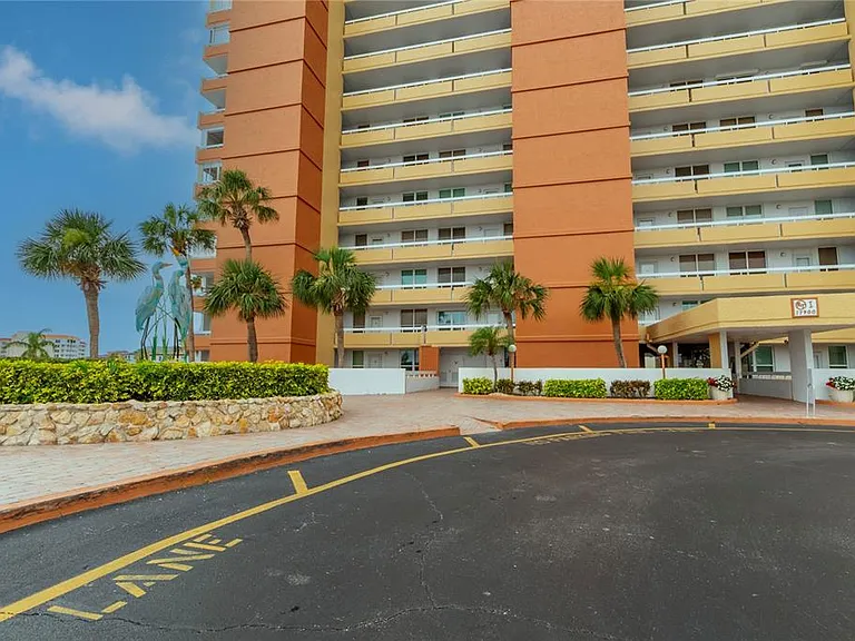 17900 Gulf Blvd #11C — Photo 52