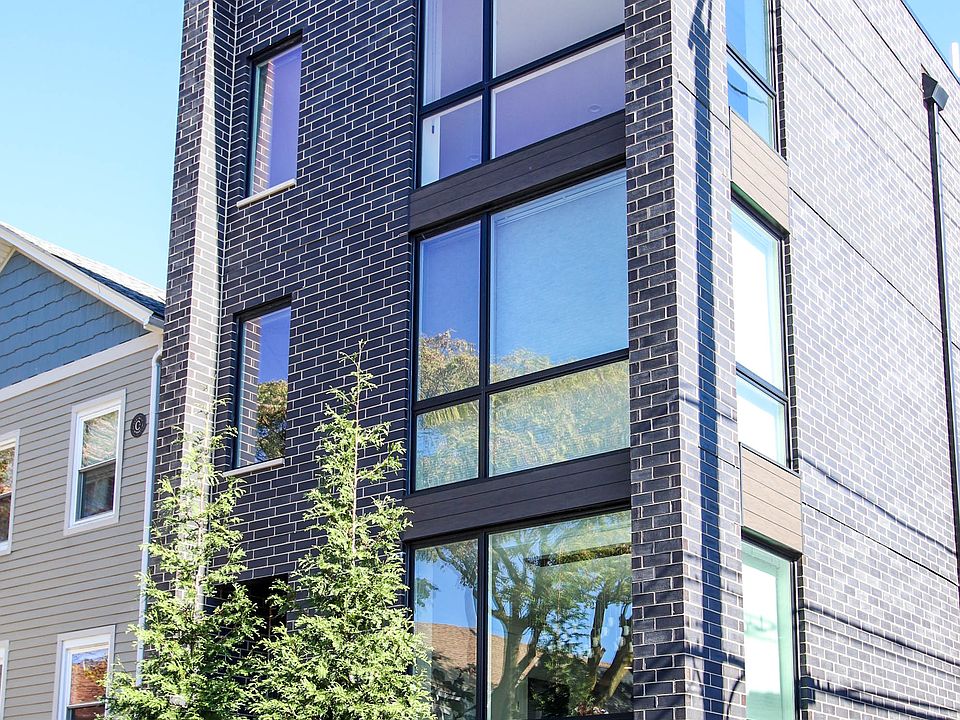 1st image of 1615 N Fairfield Ave #3