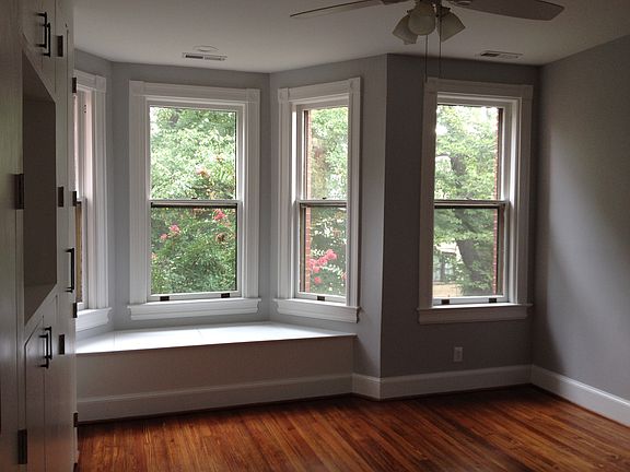 5th image of 608 5th St NE