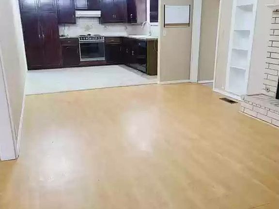 5th image of 117 S Burdel Ln #1
