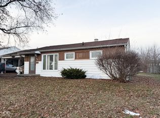 3080 Thompson Dr, Columbus, IN 47201
