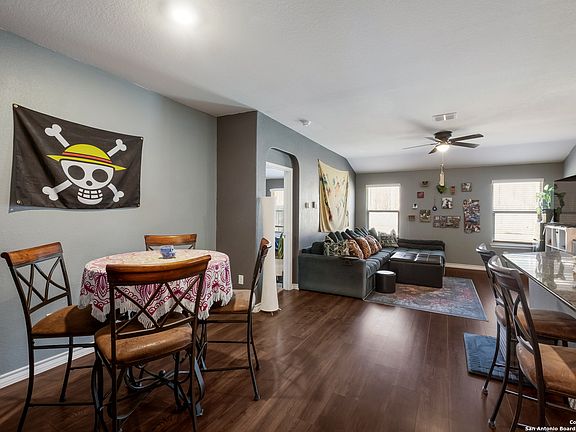 3rd image of 7115 Capella Circle