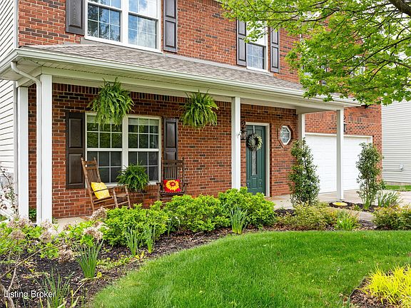 3rd image of 1006 Station Pointe Ln