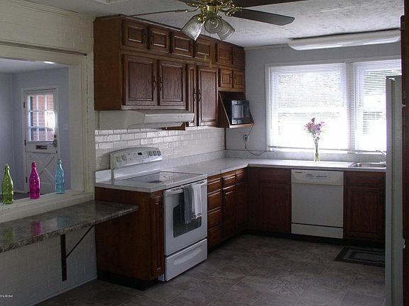 4th image of 3315 Willow Way