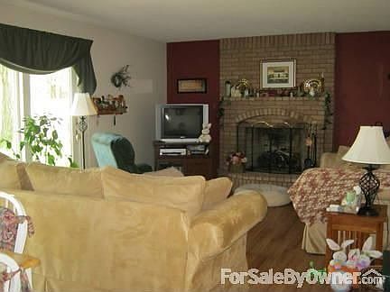 2nd image of 1656 Southwood Dr