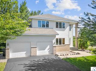 812 Harvest Cir SW, Lonsdale, MN 55046