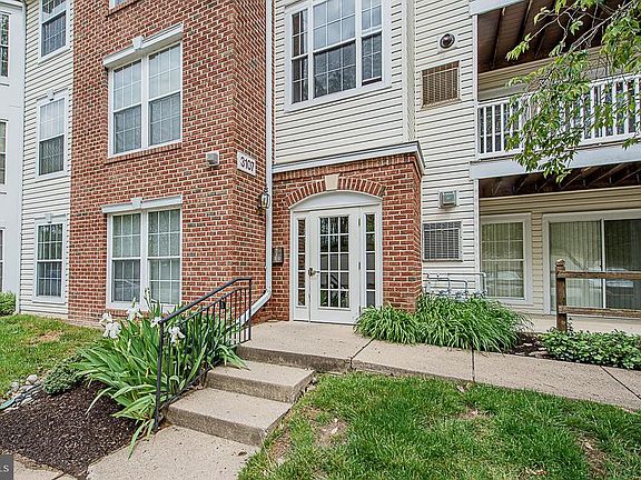 3rd image of 3107 River Bend Ct APT E301