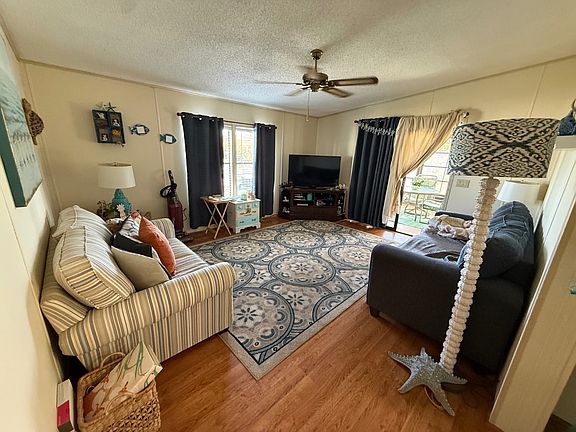 4th image of 712 Water Oak Blvd