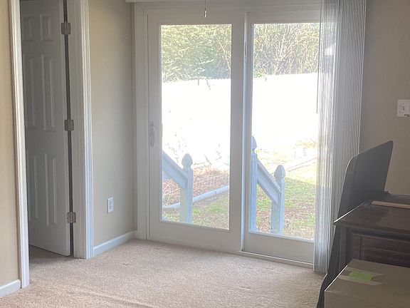 5th image of 4 Hodges Ln