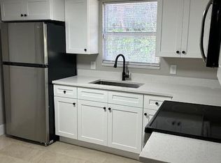 1750 W 12th St, Riviera Beach, FL 33404