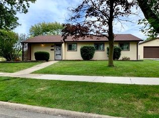 4415 Lisa Ln, Oak Forest, IL