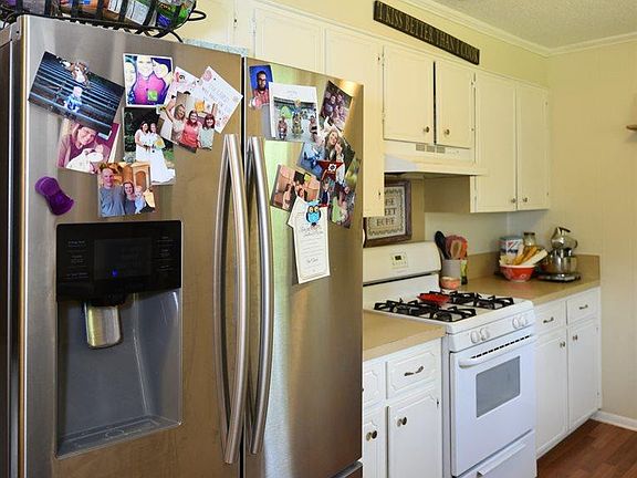 4th image of 5809 Del Prado Dr
