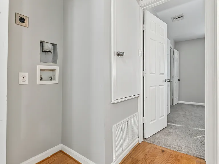 4931 Junius St #8 — Photo 20
