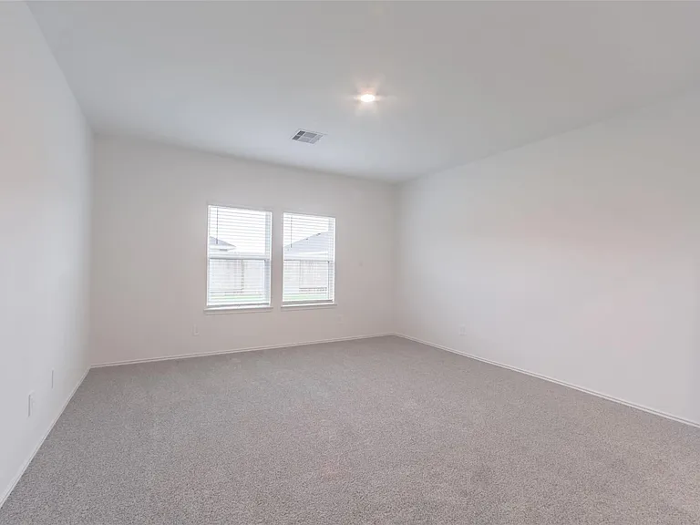 2209 Laurel Bloom Ln — Photo 10