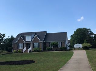 153 Stonehedge Dr, Inman, SC 29349