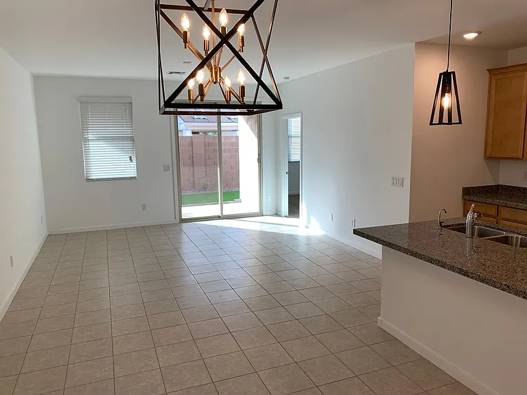 14125 W Voltaire St — Photo 5